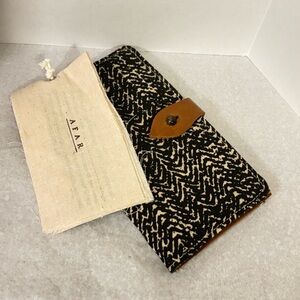 NWT AFAR Black and Tan Patterned Cloth and Leather Wallet Zipper Compartment